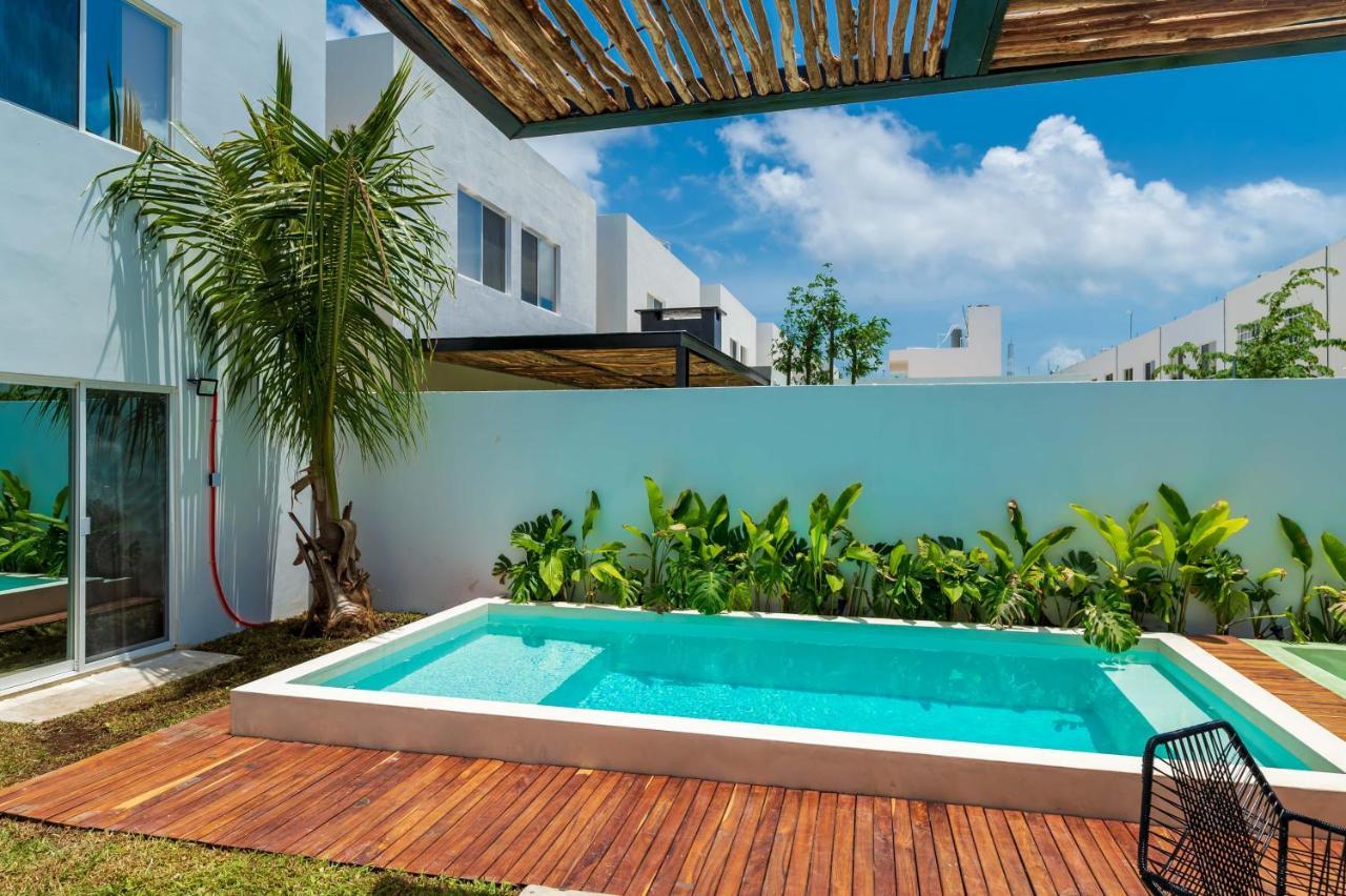 ALBERCA PRIVADA CON JACUZZI CALIENTE RESIDENCIAL VIGILADO 24H - 22 PLAYA  DEL CARMEN (México) | BOOKED